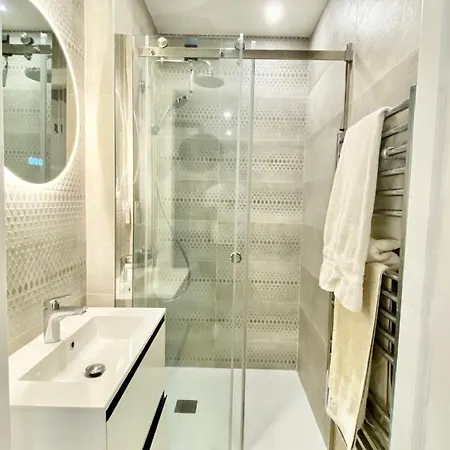 Superbe A Apartment